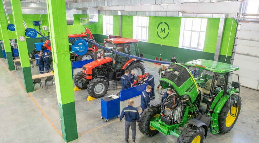 Более 160 сельхозпредприятий ЛНР получили 618 млн руб. на модернизацию в 2025 г. — Пасечник