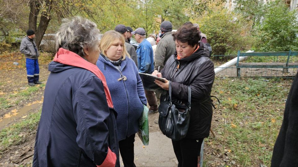 После взрыва в Алчевске пострадала школа