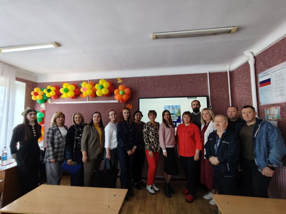 В Лутугино прошла профориентационная встреча для школьников