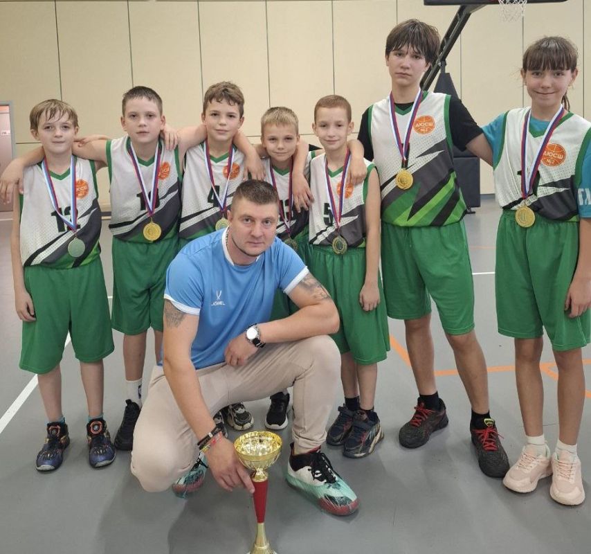 Спортсмены Краснодонщины стали победителями Республиканского турнира по баскетболу