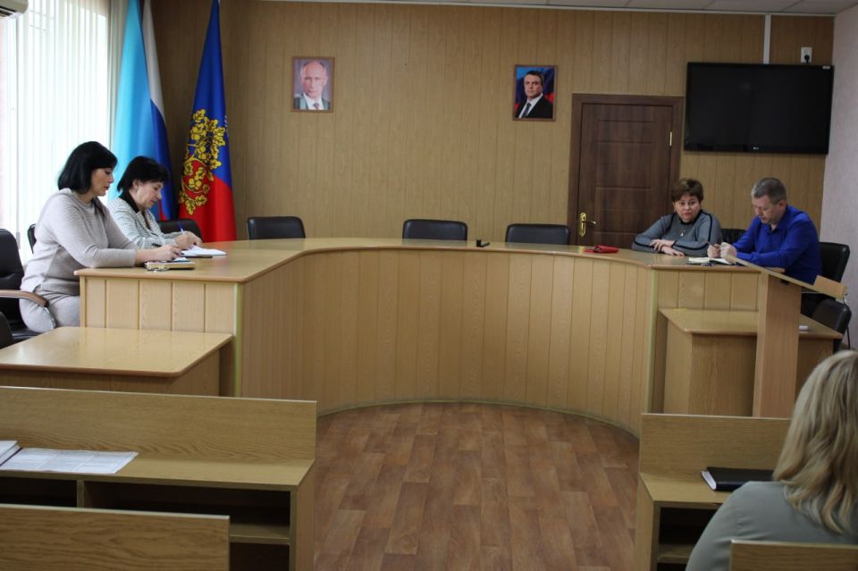 Андрей Рубанцов: Рабочее совещание. Сегодня мой первый заместитель Татьяна Хрипачёва провела плановое рабочее совещание с руководителями управлений администрации и структурных подразделений