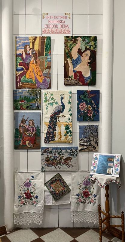 В мемориальном музее Б.Д. Гринченко открыла свою работу выставка вышитой живописи «Нити истории: вышивка сквозь века» для жителей и гостей пгт Михайловки