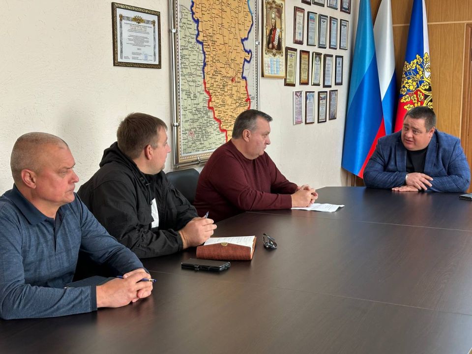 Глава городского округа город Ровеньки Андрей Рубанцов провёл рабочее совещание по подготовке коммунальных служб к зиме