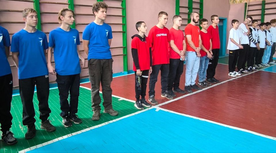 Ко дню казачества в Лутугинском колледже прошло физкультурное мероприятие