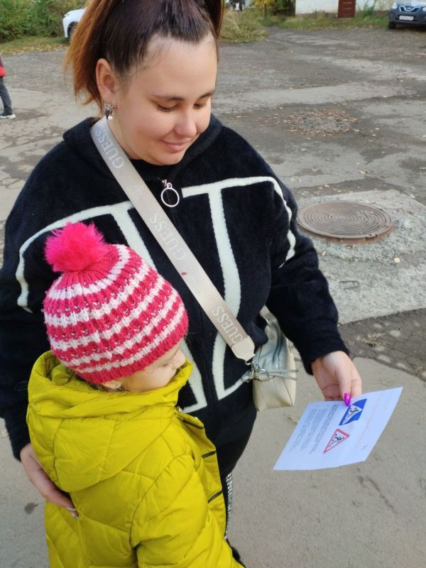 Сегодня в Ровеньковской школе №3 кипела работа по повышению дорожной грамотности!