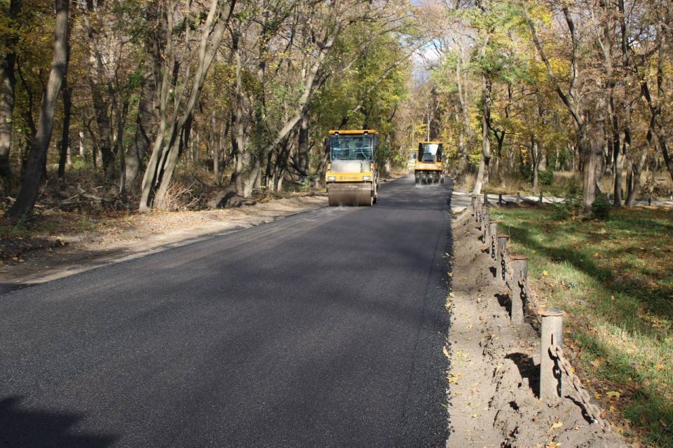 Андрей Рубанцов: В Ровеньках продолжается масштабный ремонт дорог за счет средств регионального бюджета