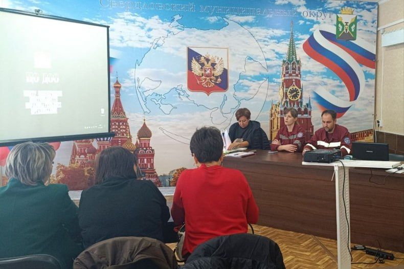 Совещание заведующих дошкольных образовательных учреждений округа: безопасность, здоровье и эффективное управление в приоритете