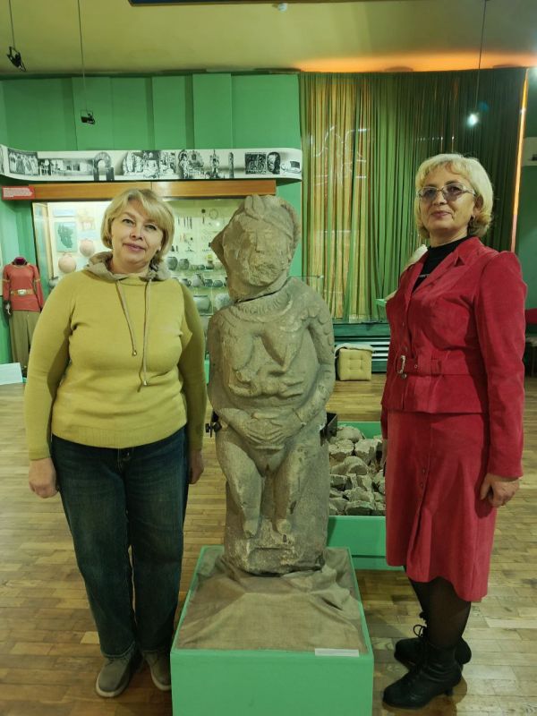 В Луганском краеведческом музее состоялся Республиканский семинар – практикум «Особенности работы многофункциональных детских центров на базе музеев Луганской Народной Республики»