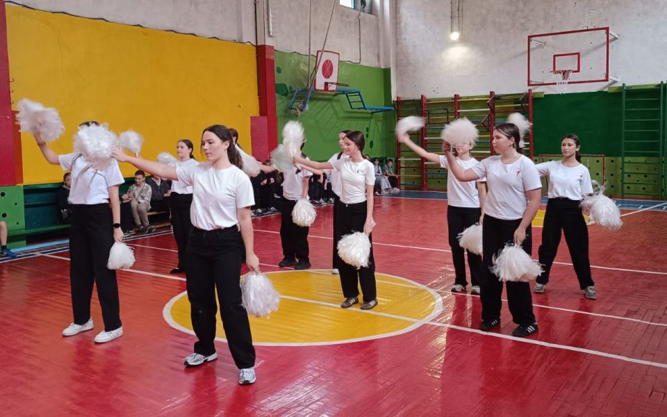 Футбольный турнир ко Дню Отца в школе №12 стал настоящим праздником спорта и семейного единства