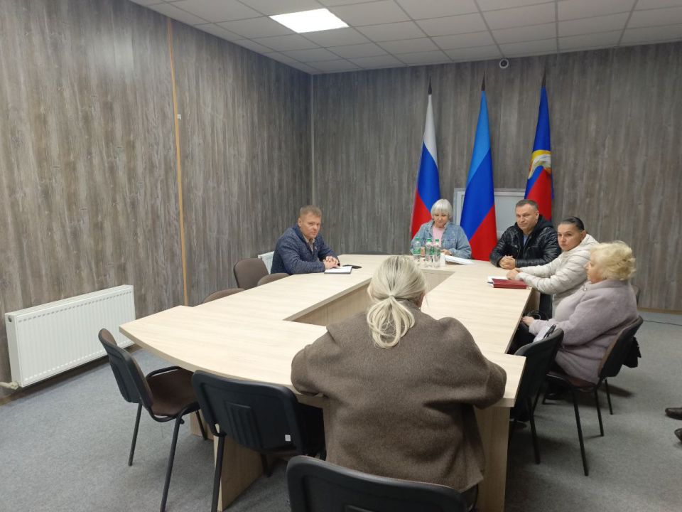 Состоялось заседание постоянной комиссии совета городского округа муниципальное образование городской округ город Лисичанск Луганской Народной Республики по бюджетной, финансовой, налоговой и имущественной политике