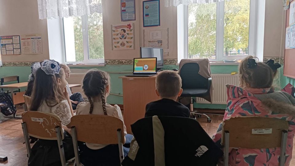 17 октября Пролетарский Дом культуры провел кинопоказ мультфильма «Малышарики.День Рождения» в рамках Международного фестиваля детского и семейного кино «Ноль Плюс» в Республике Коми