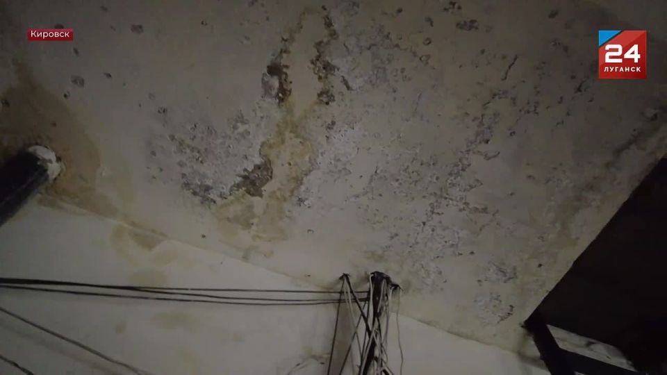 В Кировске завершён ремонт кровли на одной из многоэтажек