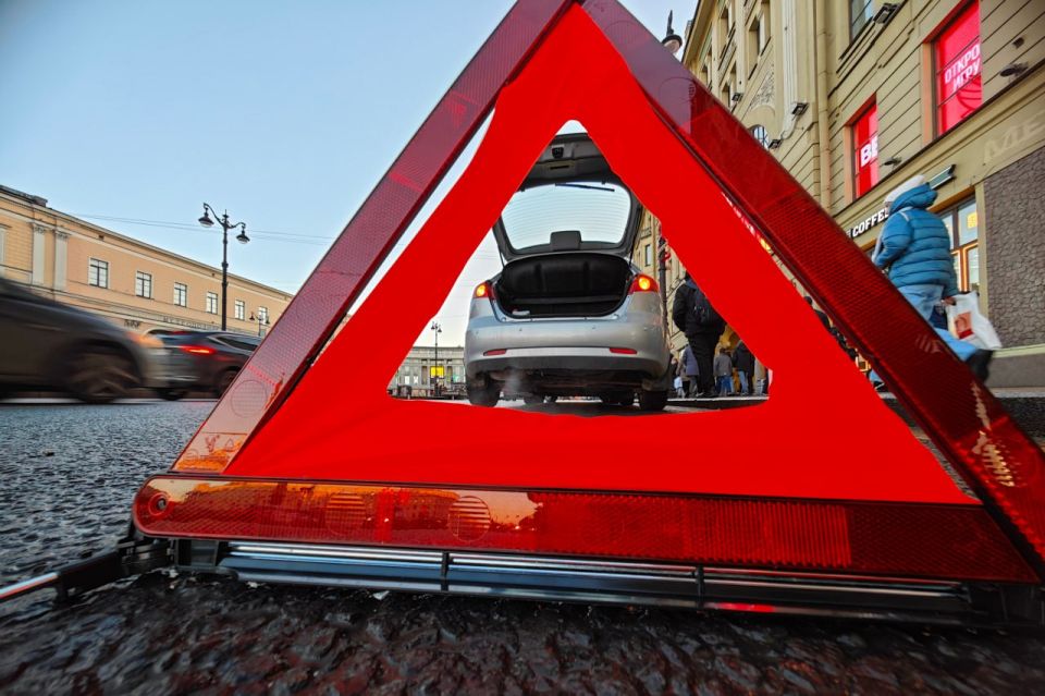 Несовершеннолетний водитель мопеда пострадал в ДТП с кроссовером в ЛНР