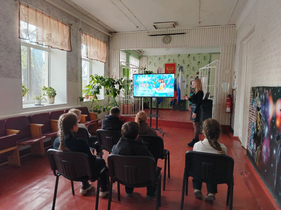 В Нагольно-Тарасовском Доме культуры провели кинопоказ мультфильма «Малышарики.День Рождения» в рамках Международного фестиваля детского и семейного кино «Ноль Плюс» в Республике Коми