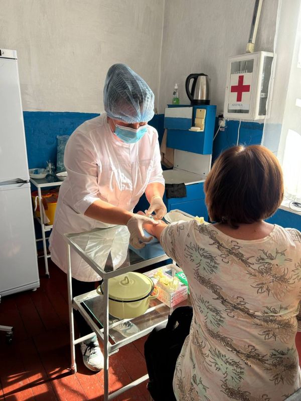 Врач Кировской ЦГМБ осмотрели жителей п.Голубовское