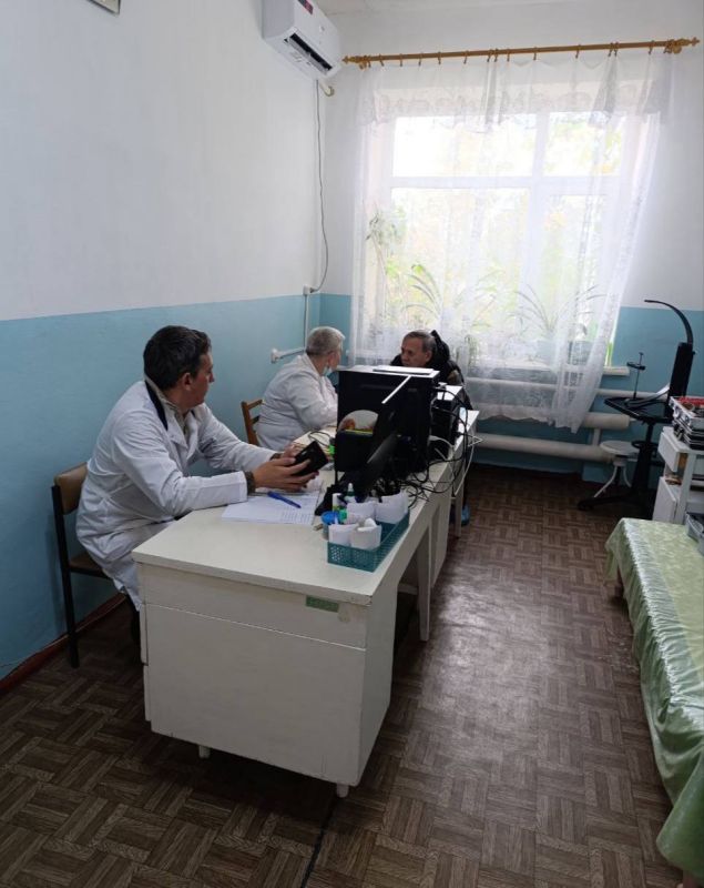 Врачи из Красноярского края провели прием в г.Червонопартизанске