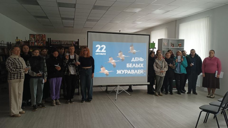 22 октября в России отмечают «Праздник Белых Журавлей», учрежденный народным поэтом Дагестана Расулом Гамзатовым, как праздник поэзии и как память о павших на полях сражений во всех войнах