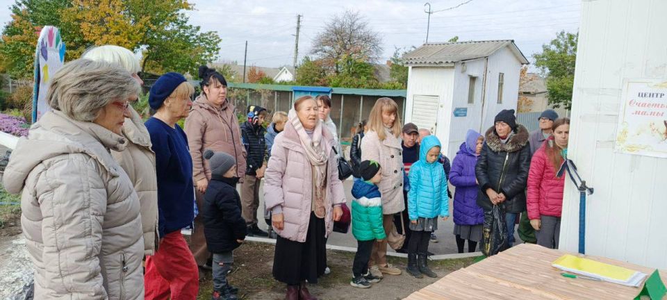 Светлана Гизай: #ДОБРОРАДУЕТ. В прошедшие выходные в Центре "Счастье мамы" при Свято-Вознесенском храме города Луганска встретилась с многодетными семьями, беременными женщинами, семьями, оказавшимися в трудной жизненной...