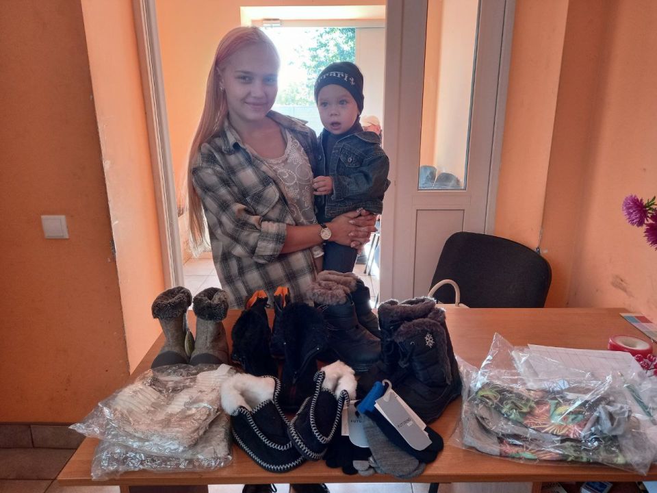 «Эстафета добрых дел». Координатор "Женского движения" Руслана Боярская организовала передачу гуманитарного груза, для поддержки семей с детьми в селе Краснореченское Кременского МО. В рамках этой инициативы была собрана и...