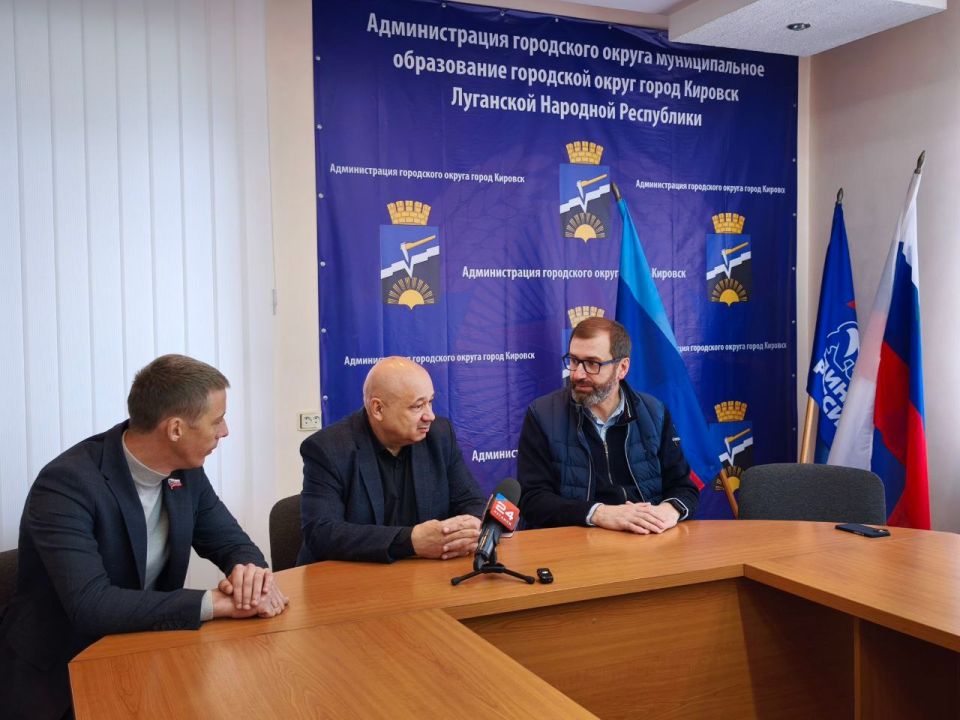 Делегация из Иркутской области посетила Кировск