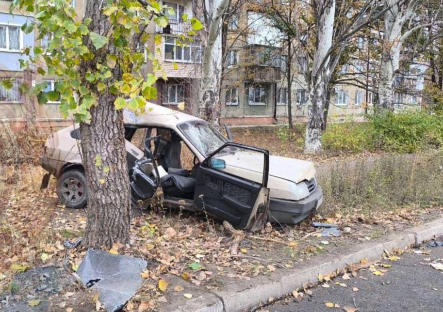 В Свердловске пьяный подросток устроил аварию