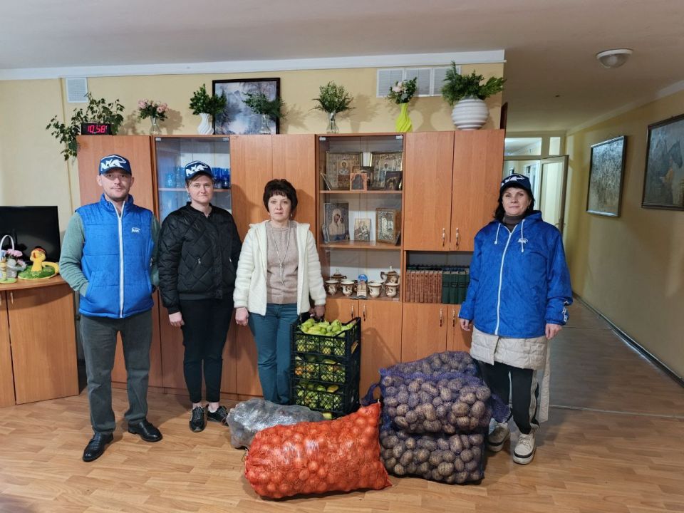 «Единая Россия» в Рубежном передала помощь в ПВР