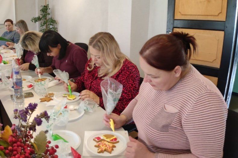 Мастер-класс по росписи пряников к Международному дню повара