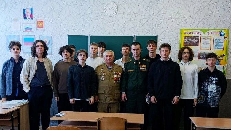 Есть такая профессия - Родину защищать