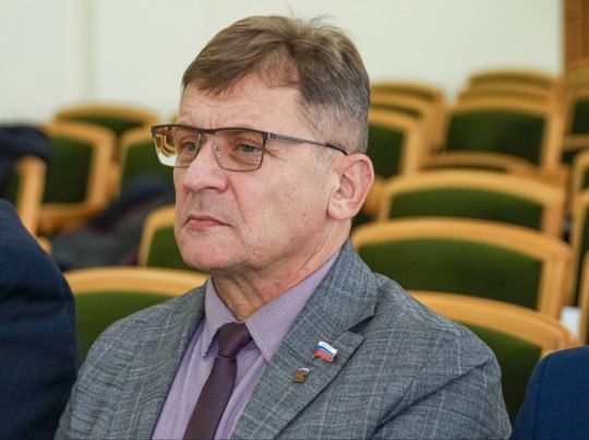 Роман Лысенко: В целях улучшения взаимодействия между органами государственной власти и местным самоуправлением, по приглашению исполнительного директора Ассоциации «СМО Луганской Народной Республики» Владимира Полякова...