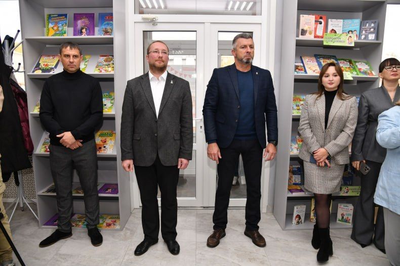 В Свердловском муниципалитете открылась модельная библиотека нового поколения