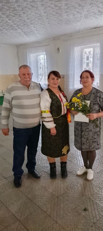 Сегодня в селе Грибоваха прошёл традиционный праздник улицы "Живи и процветай родная улица моя" Что такое праздник улицы? Это, прежде всего, общение и сплочение всех жителей – людей, для которых эта улица стала родной