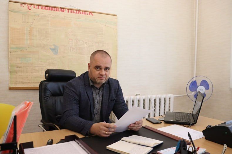 ОБЗОР ПРЕССЫ «ДОНБАСС ВОСТОЧНЫЙ»: Станислав Дунаевский: «Мы своих без помощи не бросаем»