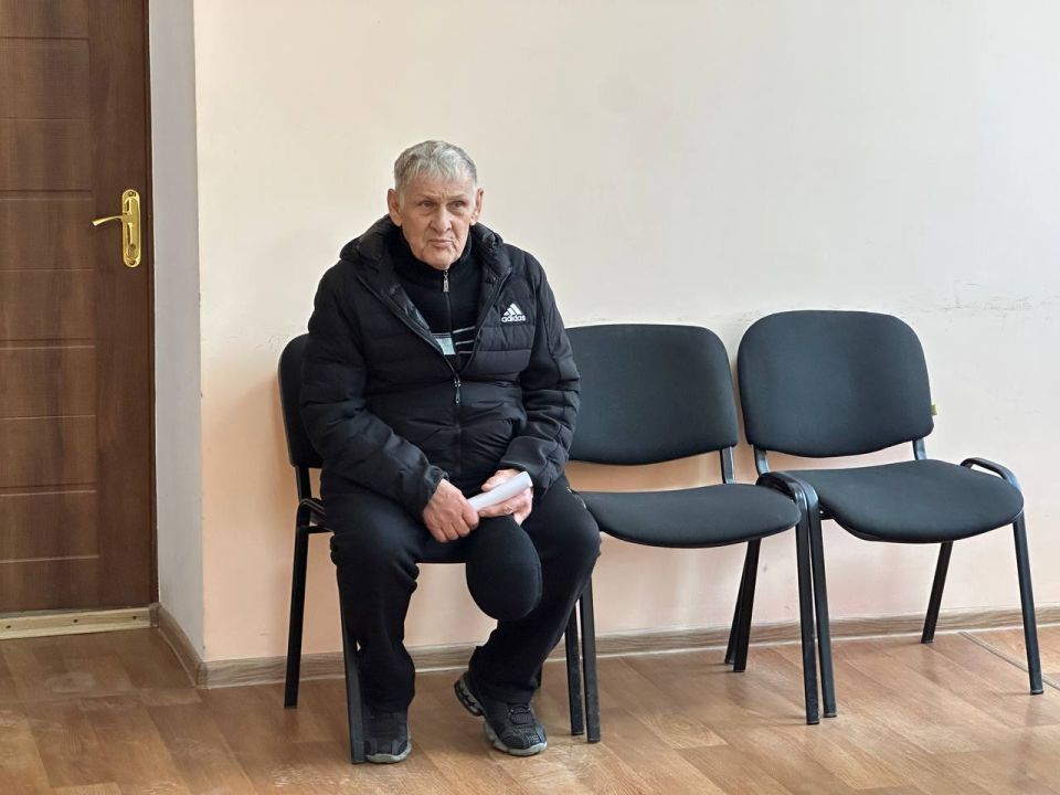 Сегодня исполняющий полномочия Главы городского округа город Ровеньки Дмитрий Игошин провёл приём граждан по личным вопросам