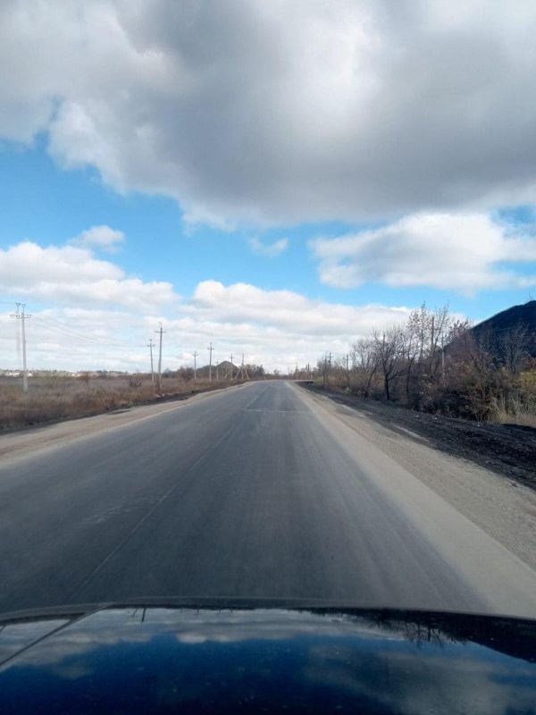 В Ровеньках продолжаются работы по капитальному ремонту автодороги от пгт