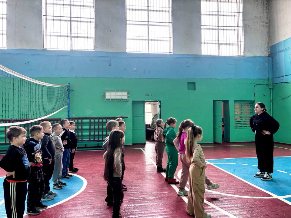 Яркий флешмоб "Веселые ритмы" раскрасил осенние каникулы!