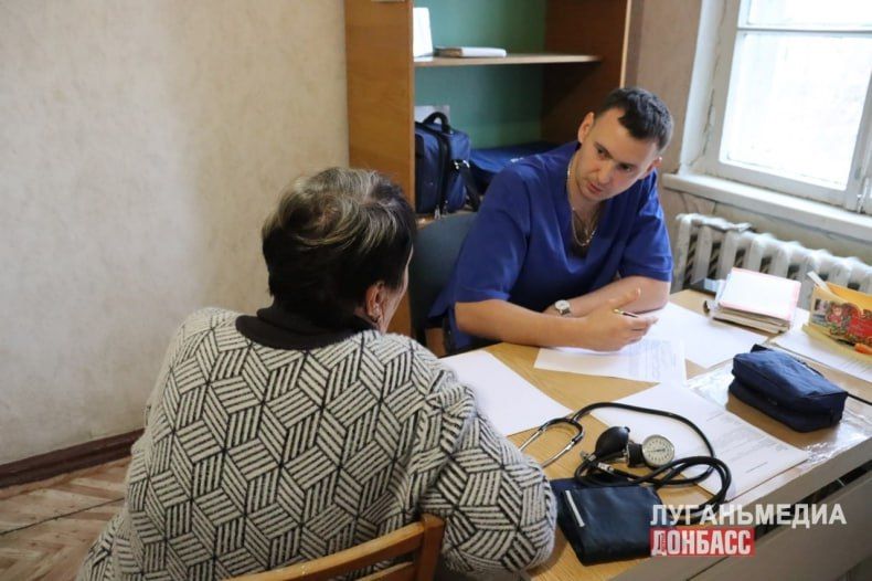 Красноярские врачи провели выездной приём жителей в пгт Ленинский