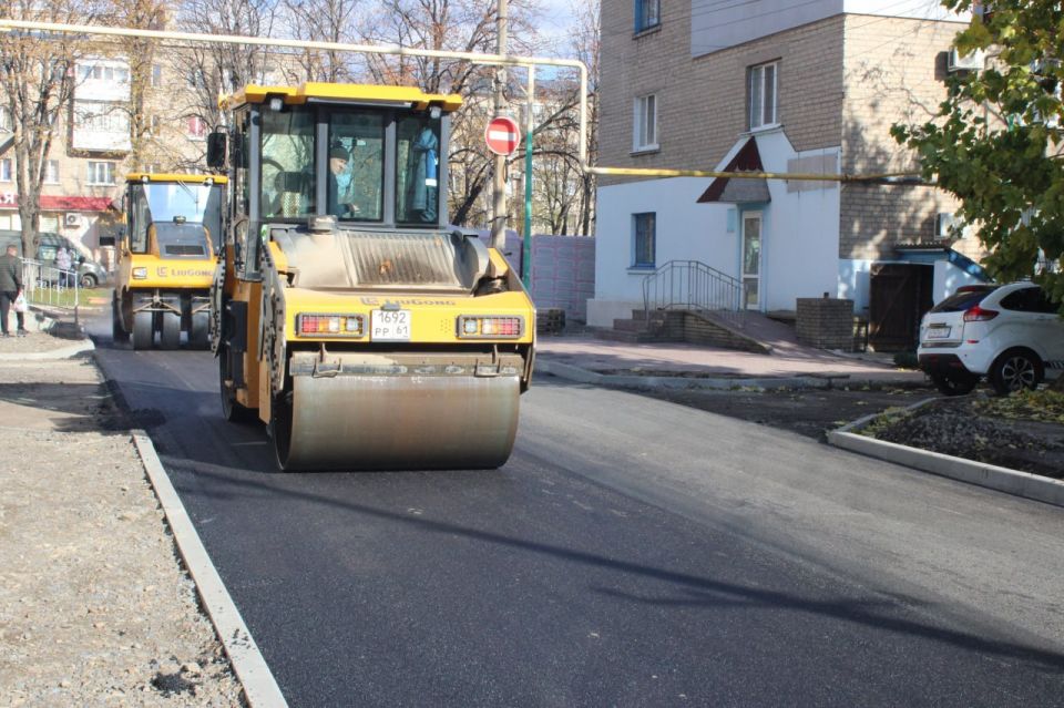 В Ровеньках продолжается масштабный ремонт дорог