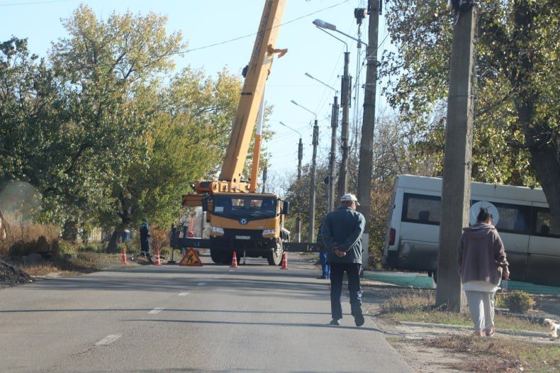 ОБЗОР ПРЕССЫ «ВОСТОЧНЫЙ ЭКСПРЕСС»: В Шарапкино заменили аварийные столбы