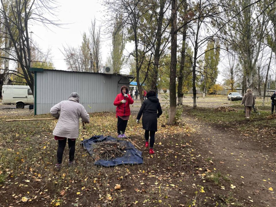 Жители города Суходольска приняли участие в общественном субботнике