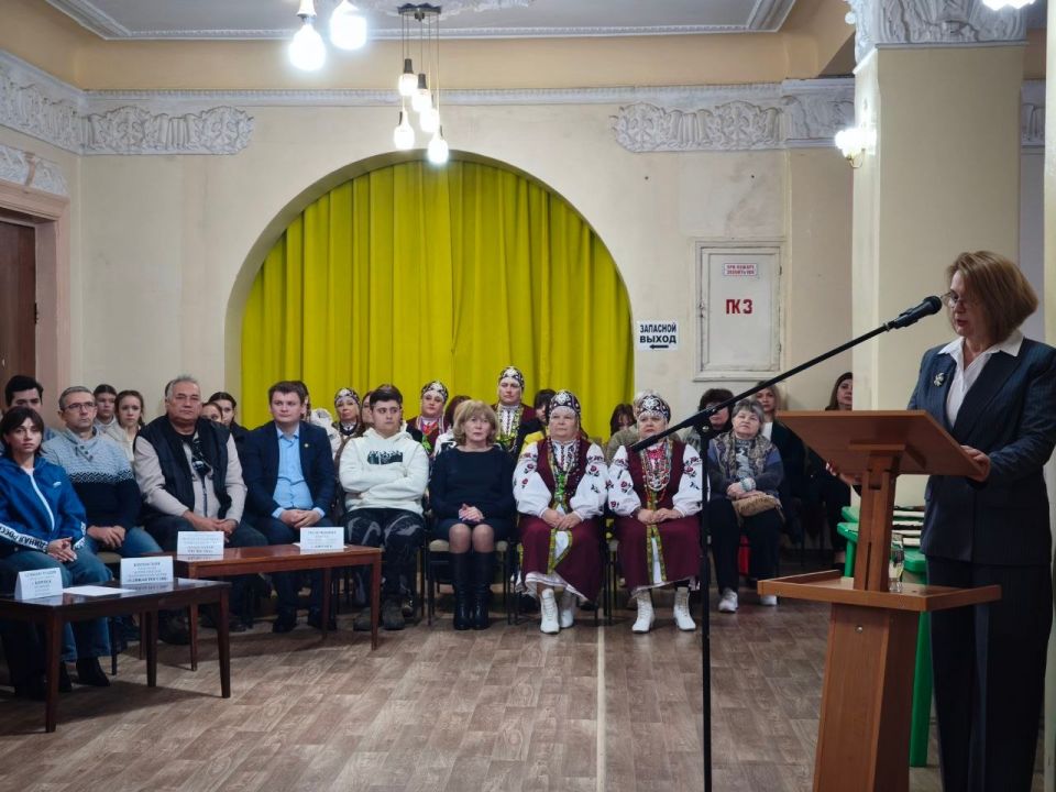 В преддверии Дня народного единства Кировск и Куйтун провели телемост