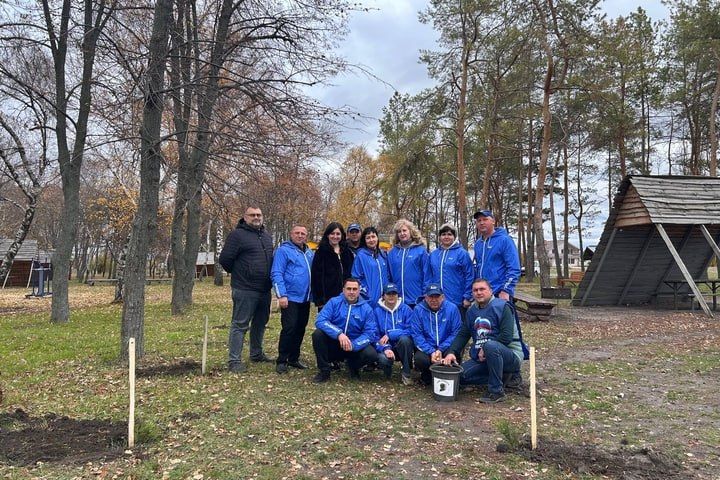 "Сила России в её многонациональном согласии": К празднику по всей ЛНР высадили «Аллеи единства»