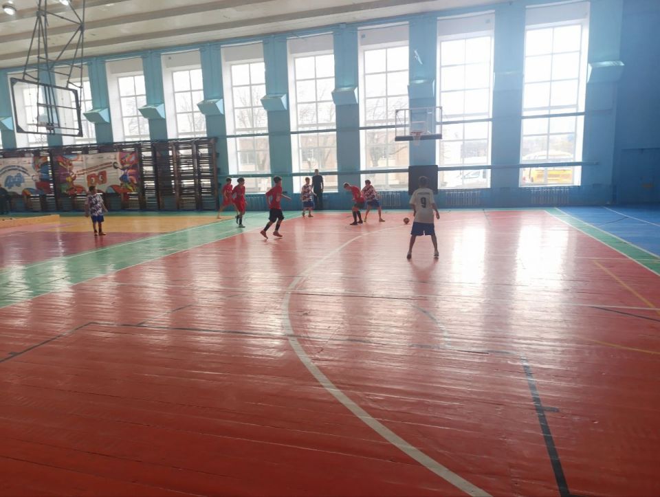 Сегодня в Луганске были жаркие футбольные матчи за Кубок Главы ЛНР