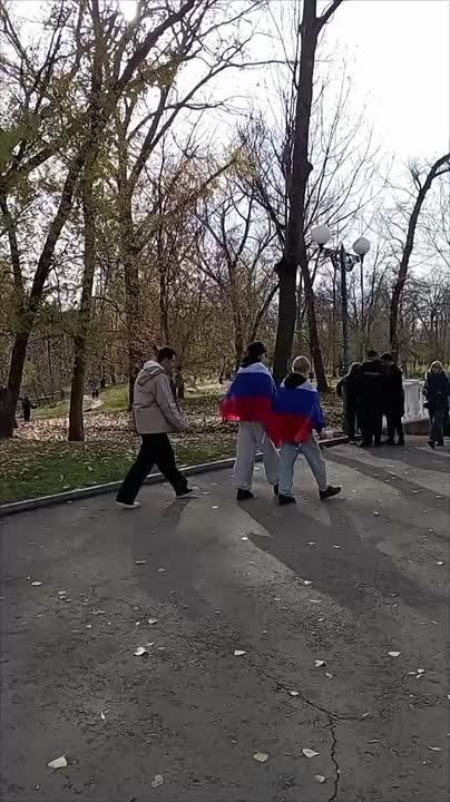 Яна Пащенко: Луганчане дружно отмечают День народного единства