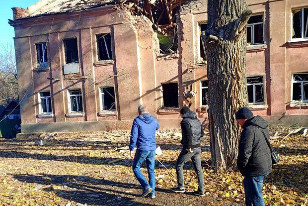 Пасечник: ВСУ ударили по жилому дому в Свердловске ЛНР, есть пострадавшие