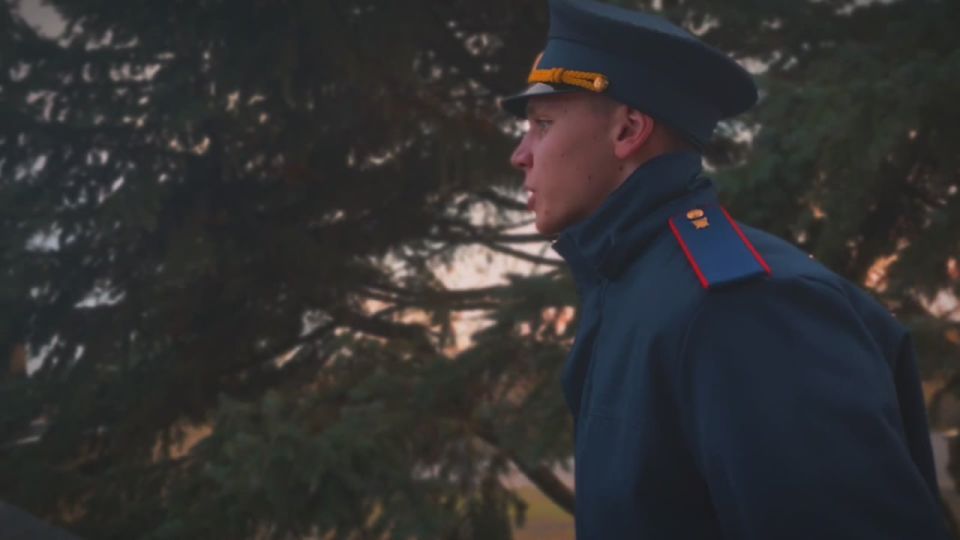 Представители Луганской академии СК России подготовили творческий видеоролик, посвященный Дню народного единства