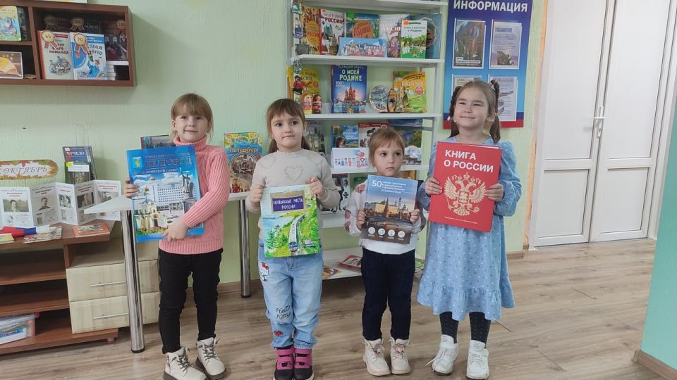 Исторический экскурс «В этот день была Россия спасена» состоялся в Славяносербске