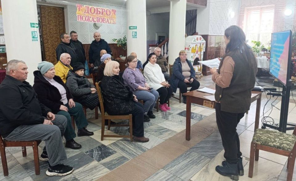 Специалистами территориального отделения Государственного казённого учреждения «Республиканский центр занятости населения Луганской Народной Республики» в городе Брянке была проведена ярмарка вакансий для соискателей и...