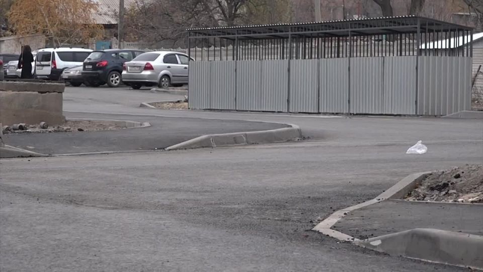 Завершилось благоустройство территории у МФЦ (на улице Артёма)