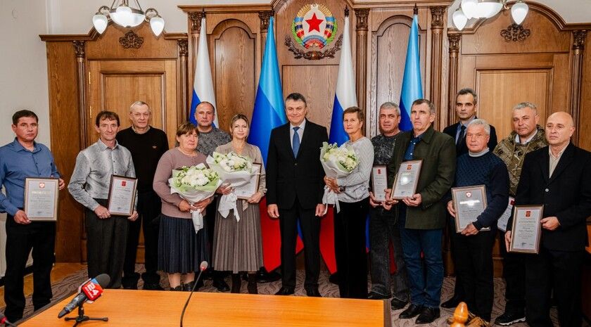 Путин отметил благодарностями 14 жителей Луганщины — Пасечник