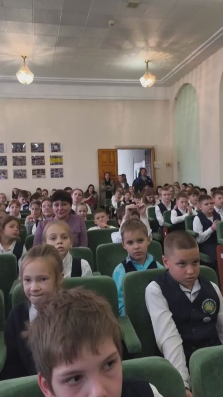 Сергей Цемкало: Невероятная встреча: Юные Патриоты из Москвы в Луганске